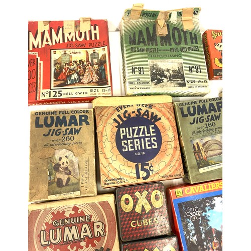 262 - Selection of vintage jigsaws includes Mamoth, Walt Disney, Nell Gwyn etc