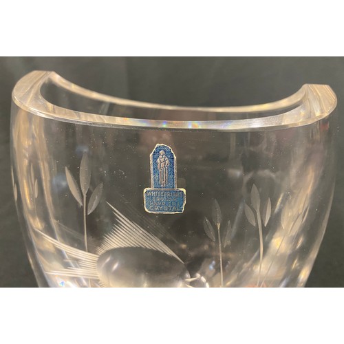 392 - Whitefriars Clear Crystal Fish Vase C526 Geoffrey Baxter, height approx 6 inches tall 5.5 inches wid... 