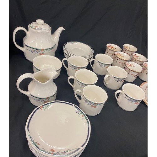 302 - Selection of tea sets includes Royal Doulton Juno tea set and a part Victoria tea set