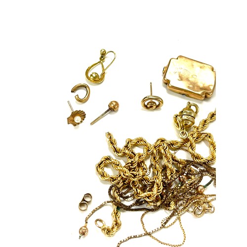 484 - Selection of 9ct gold broken jewellery(10.9g) and a 18ct gold watch case (1.2g)