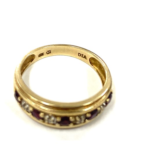 482 - Selection of three 9ct gold rings total weight 5.8grams