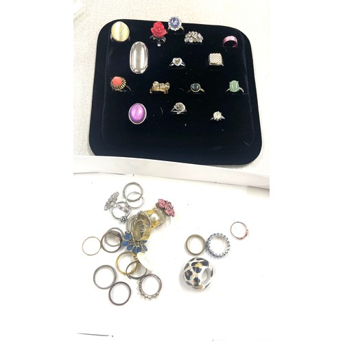 420 - Large selection of assorted ladies costume rings