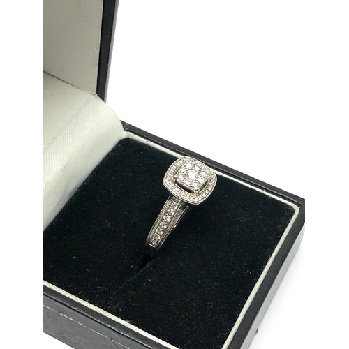 57 - Fine 9ct white gold diamond ring est 0.35ct diamonds weight 2.6g