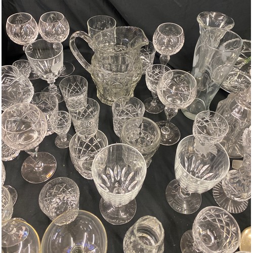 370 - Large selection of vintage and later glassware includes Babycham, Royal Doulton etc