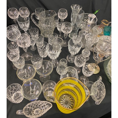 370 - Large selection of vintage and later glassware includes Babycham, Royal Doulton etc