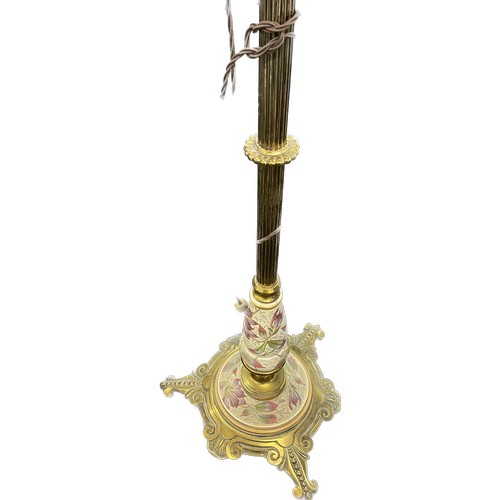 304 - Antique Victorian floor standing telescopic brass oil lamp, approximate height 1.73m