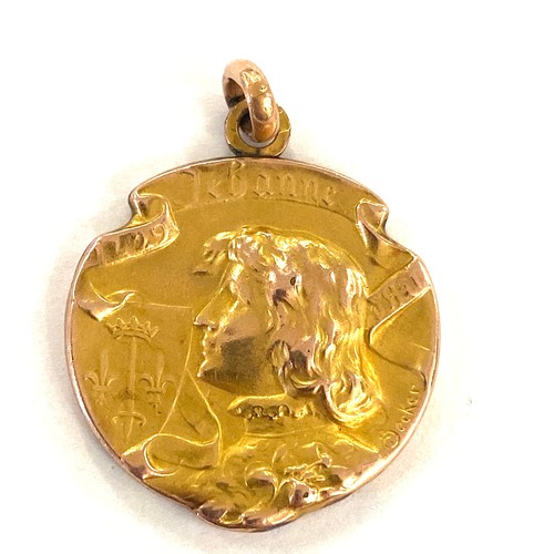 554 - Antique french yellow metal pendant, approximate weight 4.3g