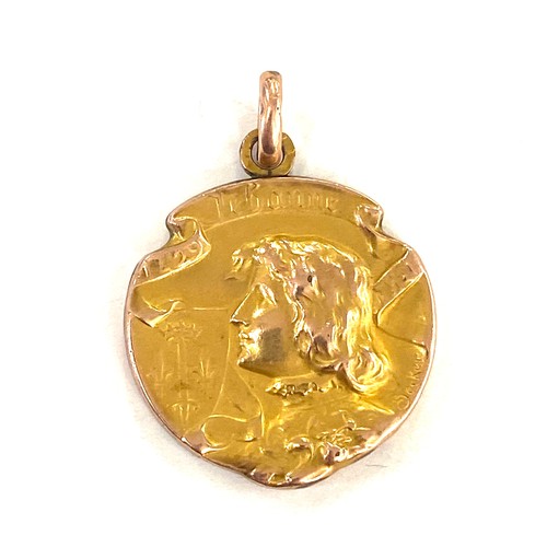 554 - Antique french yellow metal pendant, approximate weight 4.3g