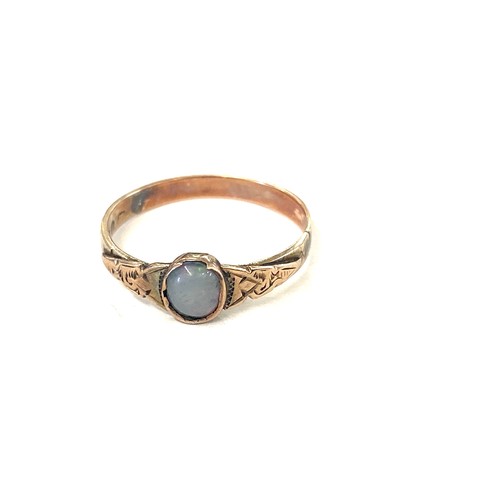 549 - Antique 9ct gold opal dress ring, ring size L