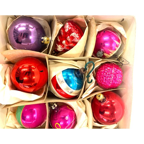 239 - Selection of 12 antique baubles with a selection of vintage Christmas gift bags