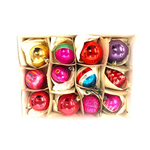 239 - Selection of 12 antique baubles with a selection of vintage Christmas gift bags