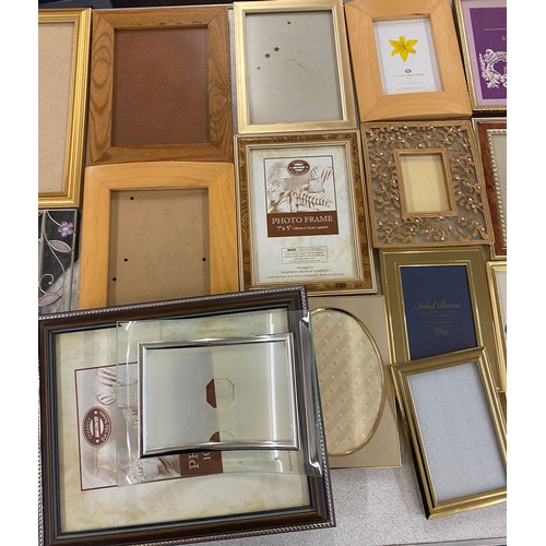 332 - Large selection of assorted photo frames