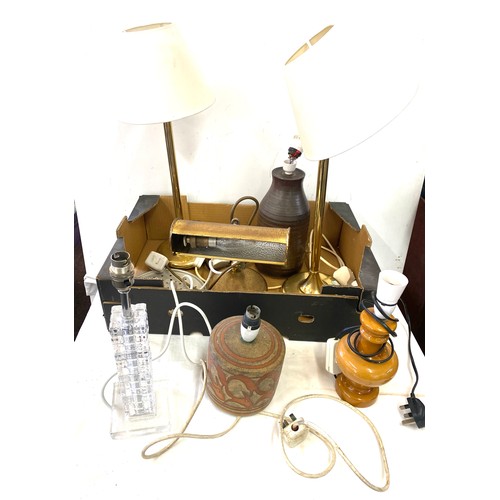 196 - Large selection of assorted lamps includes brass desk lamp, pottery lamps etc all untested