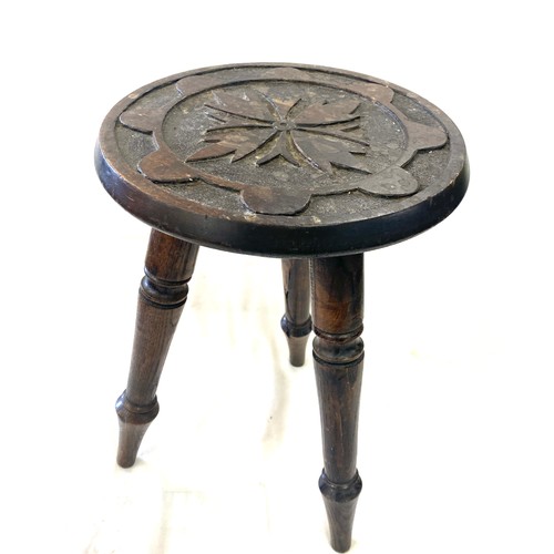 347 - Oak carved 3 legged stool measures approx 13 inches tall 9 inches diameter