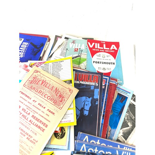 165 - Large selection of vintage Aston Villa Football programs includes 1974, 1909, 1993 etc