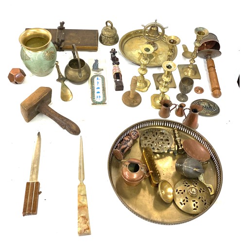 142 - Large selection of assorted brass and copper ware