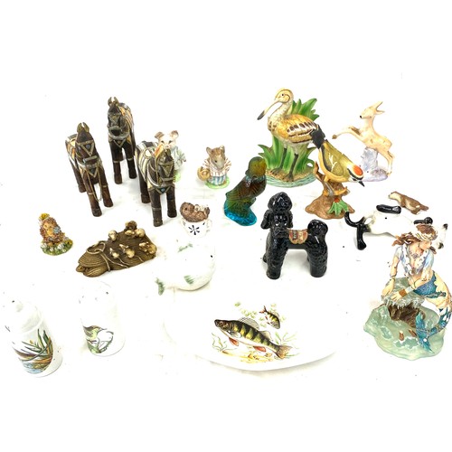 211 - Large selection of assorted animal figures includes booths fish plate, horses, novelty alcohol minia... 