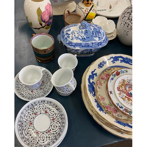 329 - Large selection of miscellaneous includes wedgwood, Portmerion, Crown Ducal etc