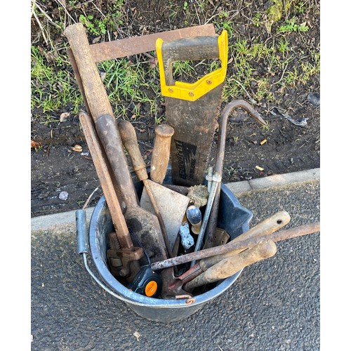 100P - Bucket of assorted building tools