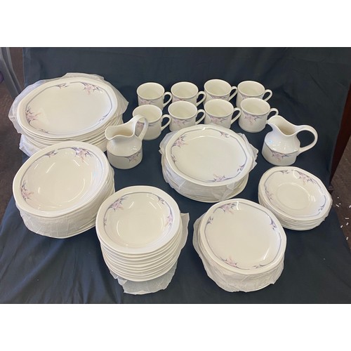 386 - Part Royal Doulton nimbus dinner and tea set