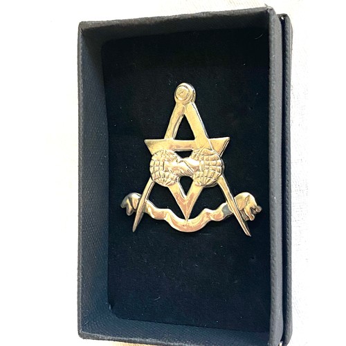 465 - Silver masonic , hands across the world brooch