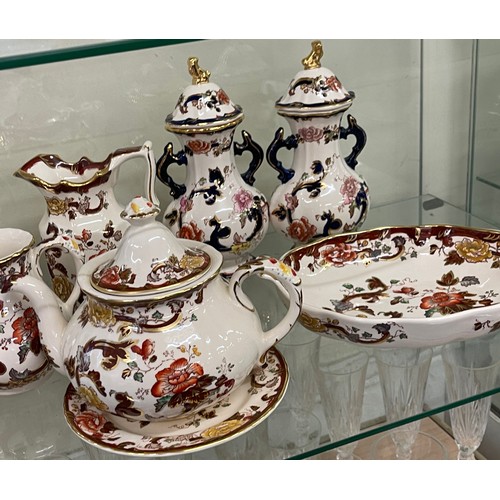 393 - Selection of vintage Masons pottery to include pieces from the Brown Velvet and Mandalay range