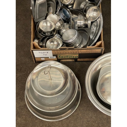 311 - Large selection of assorted metal ware includes stainless steel, silver plate etc