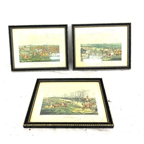 105 - 3 Framed hunting scene prints, each frame measures approx 8 inches tall 10 inches wide