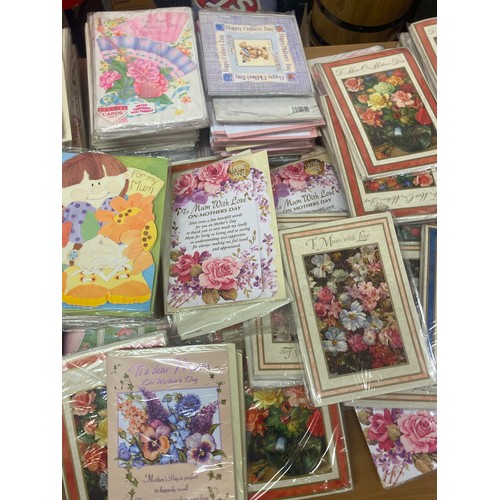 368 - Large selection of brand new Mothers day cards includes for a special mum, to a mum with love etc, a... 