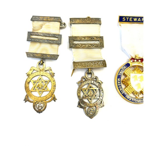 552 - Selection of assorted masonic jewels includes two silver, Royal Masonic Institution for girls R.M.I.... 