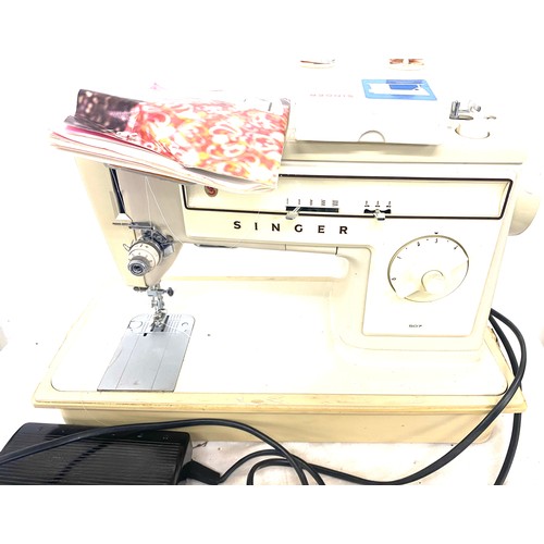 353 - Vintage Singer electric sewing machine, untested