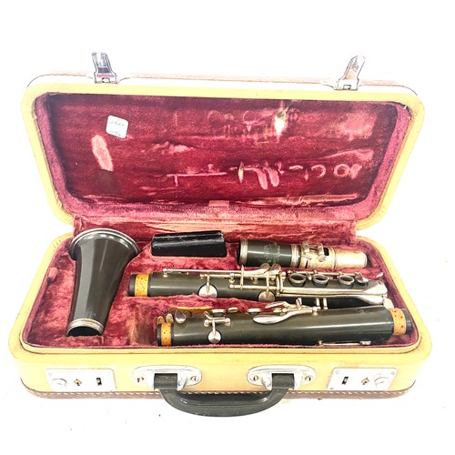 92 - Vintage boxed clarinet in hard case Elmer London