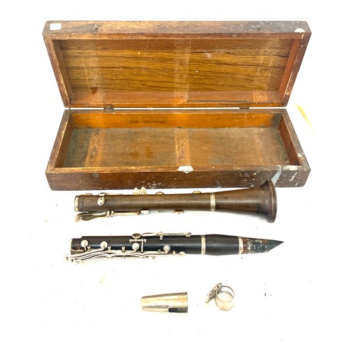 101 - Vintage wooden clairinet in wooden box