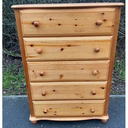 588 - 5 Drawer pine chest, approximate measurements: Height 44 inches, Width 31 inches, Depth 18 inches