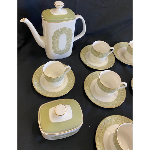 387 - 6 Place setting Royal Doulton Sonnet H5012 coffee set includes tea cups, saucers, tea pot, milk jug ... 