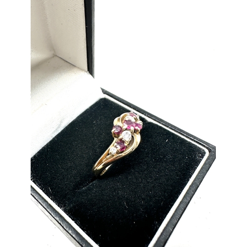 83 - 9ct gold diamond & ruby ring weight 2.9