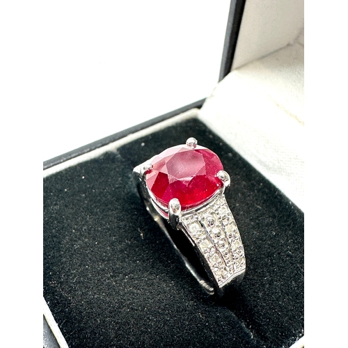 94 - 9ct white gold Ruby & diamond statement ring weight 3.8 g