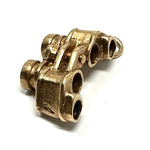 106 - Vintage 9ct gold binoculars charm weight 3.1g