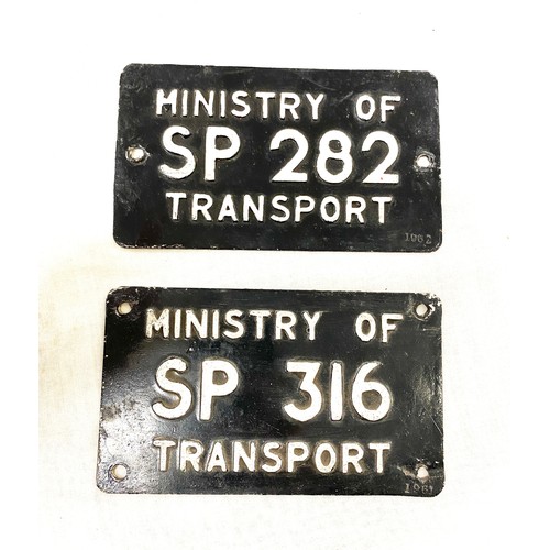 14 - 2 Vintage Ministry of transport signs each measures approx 6 inches by 3.5 inches