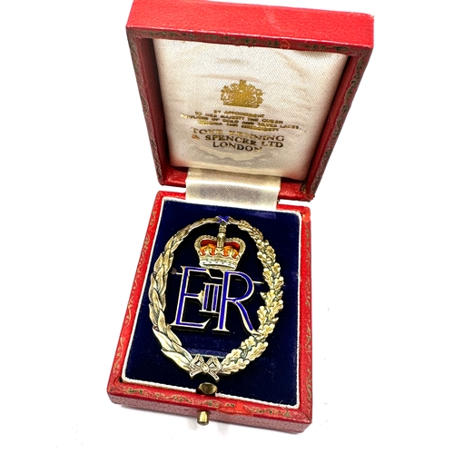 81 - Boxed Scarce ER.11 honorary Chaplin to the  queen hallmarked silver badge in original fitted box