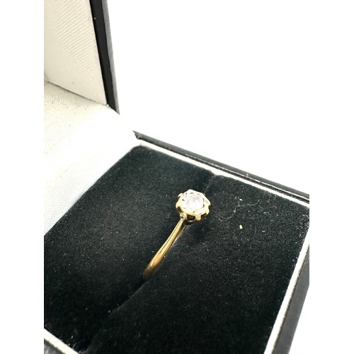 133 - 18ct  vintage diamond ring (0.9g)