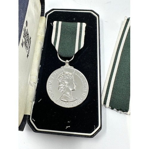 16 - Rare ER.11 Boxed ambulance service emergency duties long service medal to Eileen Mc donnald