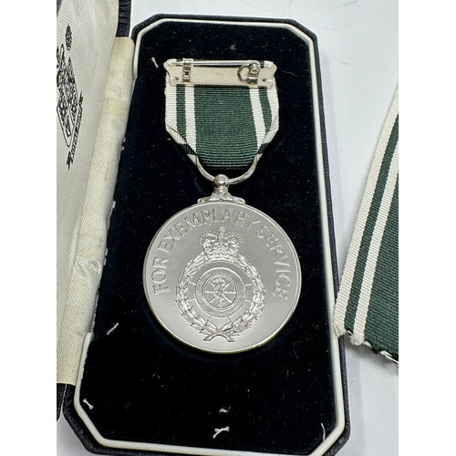 16 - Rare ER.11 Boxed ambulance service emergency duties long service medal to Eileen Mc donnald