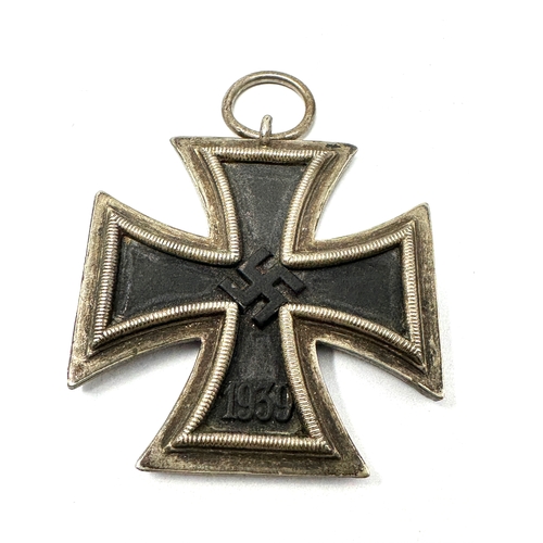 62 - ww2 German 2nd class iron cross ring stamp maker mark as shown in image