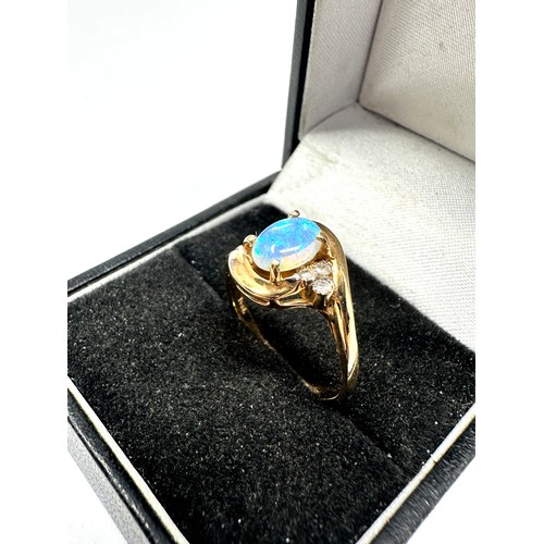 179 - 14ct Gold Opal & Diamond Ring (2.6g)