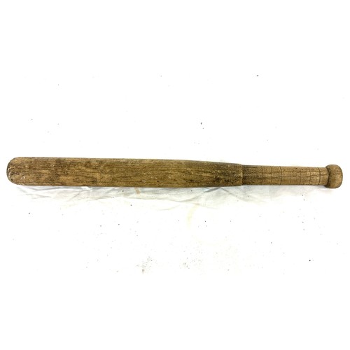 115 - Vintage wooden police truncheon