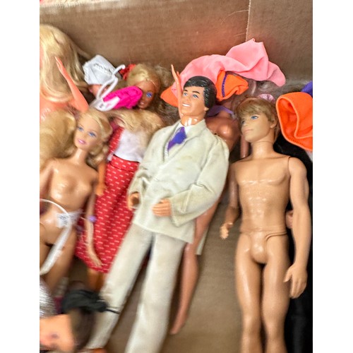 248 - Box of vintage 1980s and 1990s Barbie and Ken dolls with a beach buggy