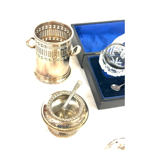 497 - Large selection of silver and silver plated items includes mustard pots etc