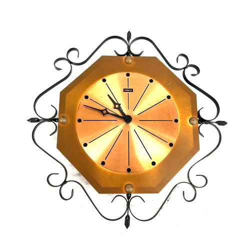 40 - Retro wall clock, working order