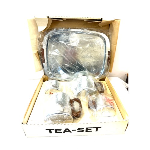 171 - Vintage Boxed Sona teak handled tea service